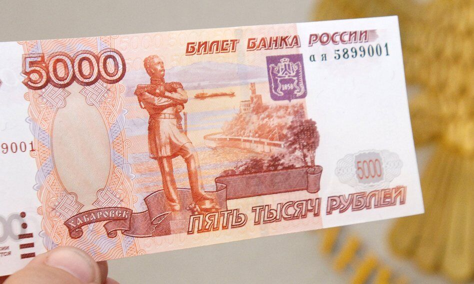 W Moskwie kolejki do bankomatów i kłopoty z wypłatą gotówki