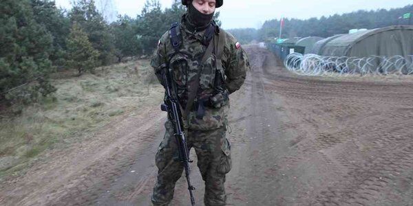 Sondaż: Polacy chcą, by opozycja współpracowała z rządem ws. kryzysu na granicy