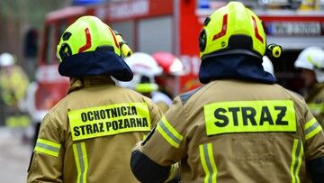 Łódzkie. Pożar drewnianego domu. Nie żyje jedna osoba