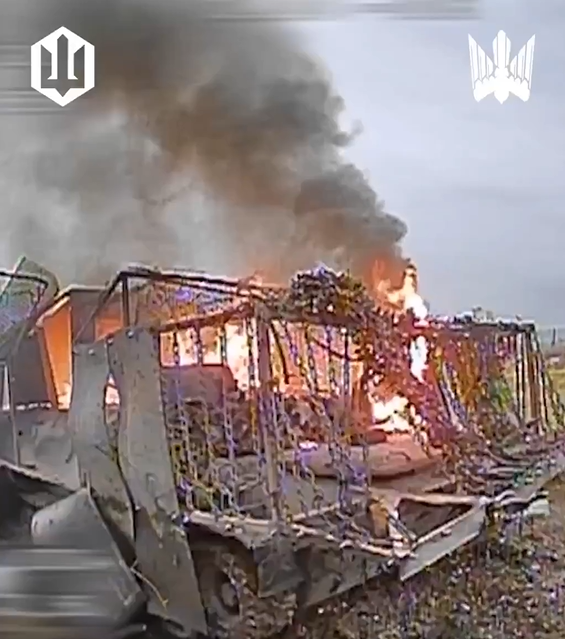 c83efce3-de04-4b40-acd0-d53a53e8afe6