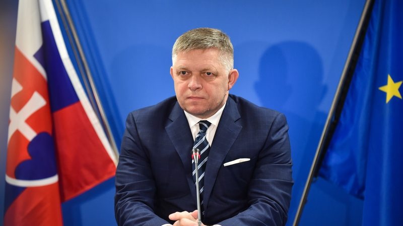 Partia Roberta Ficy wyrzucona z Europejskich Socjalistów. „Jestem z tego dumny” - EURACTIV.pl