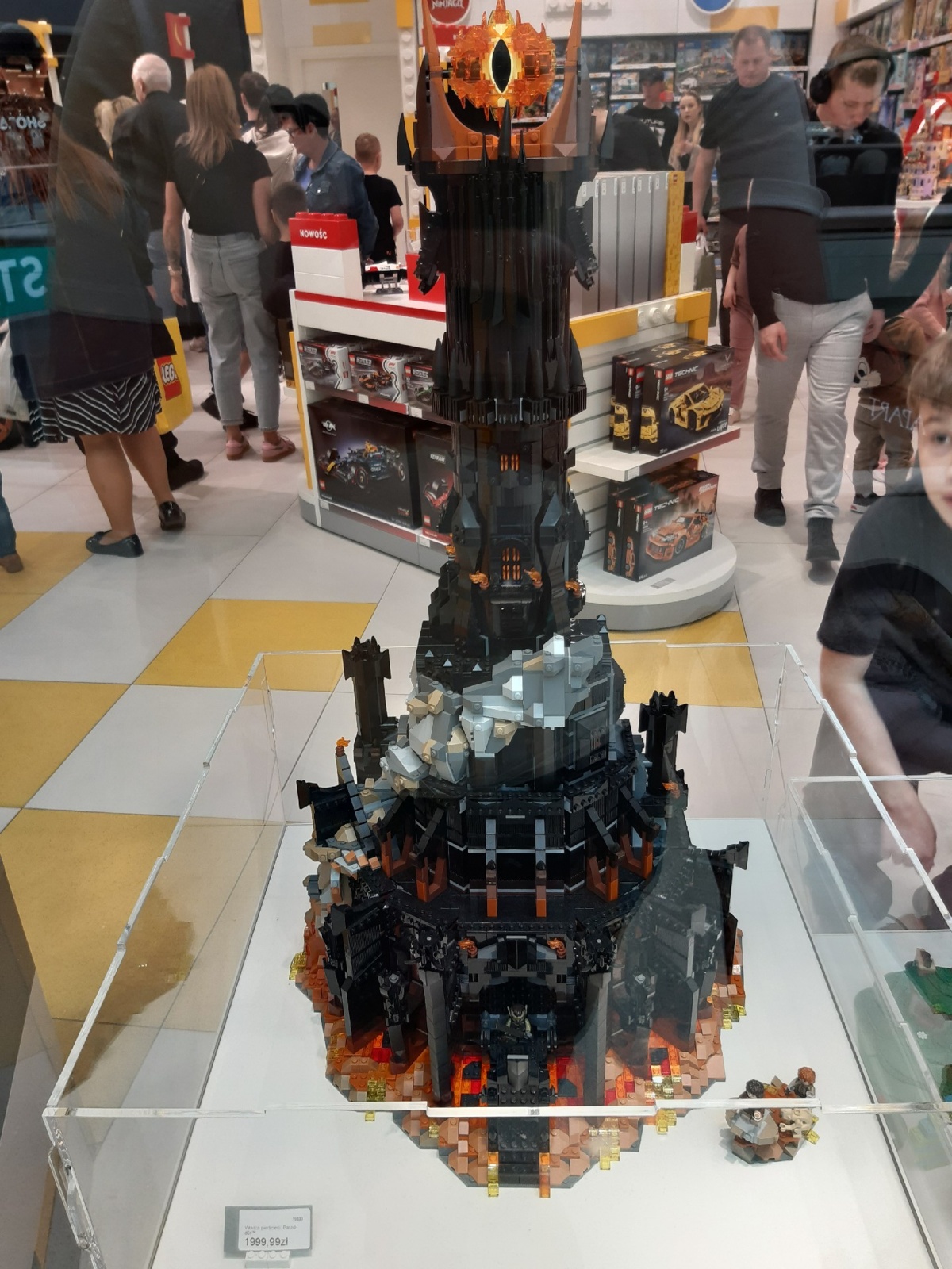 3f5b07dd-e067-47f2-a523-6c9076463395