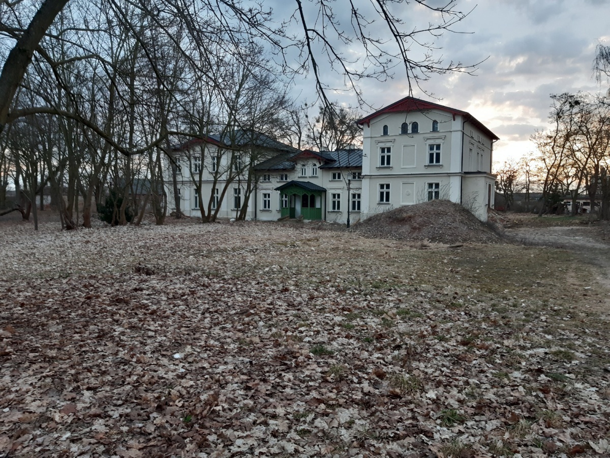 bc05e817-e9c0-4e6c-895d-b942a233aeb1