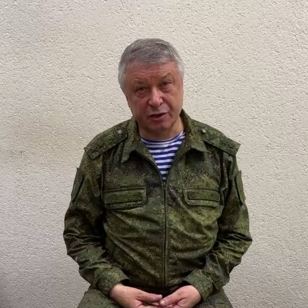 7814a8f1-e4a5-4aee-98b2-2d3e0efe167c