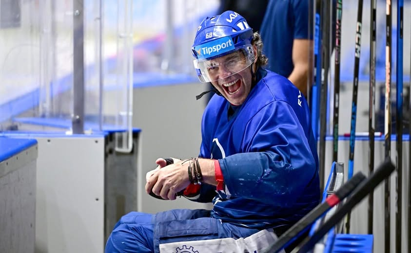 251e68bf-01c3-4abc-be54-432f21fecfe1