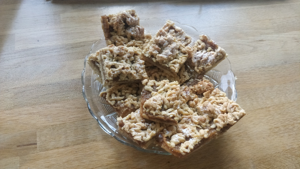 e3fbde1e-52c7-4ece-aff8-d2334e287788