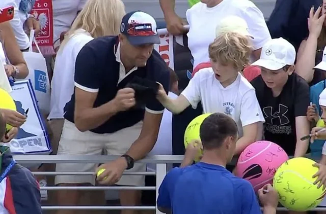 37198777-cb25-4a3e-81e5-c8ebcaf519b3