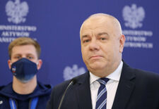 "Potwierdzam, prawdziwy". Jacek Sasin o mailu, który miał wyciec ze skrzynki Dworczyka