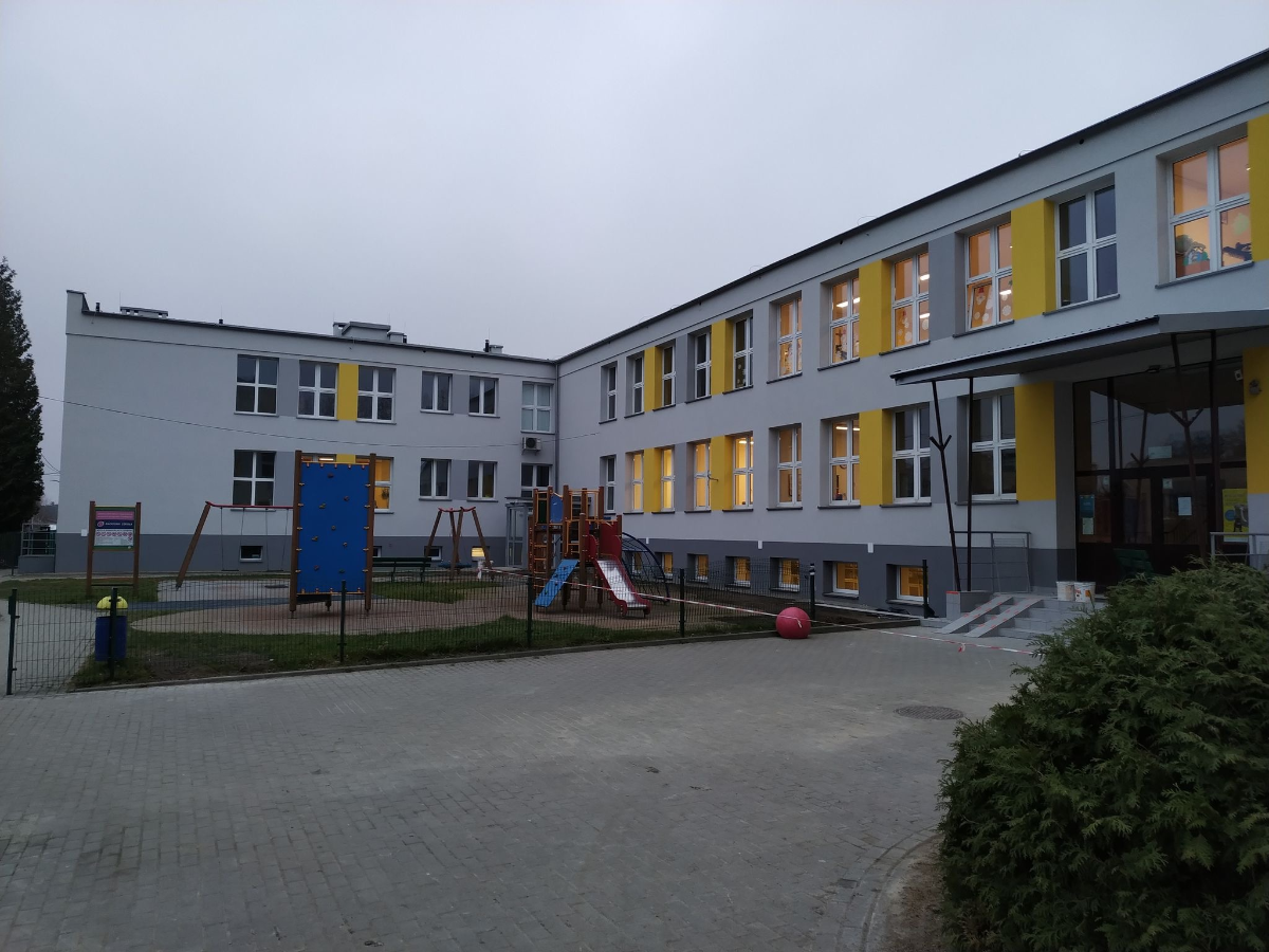 21525124-b5f6-4c74-93a2-90de2bfe7aa8