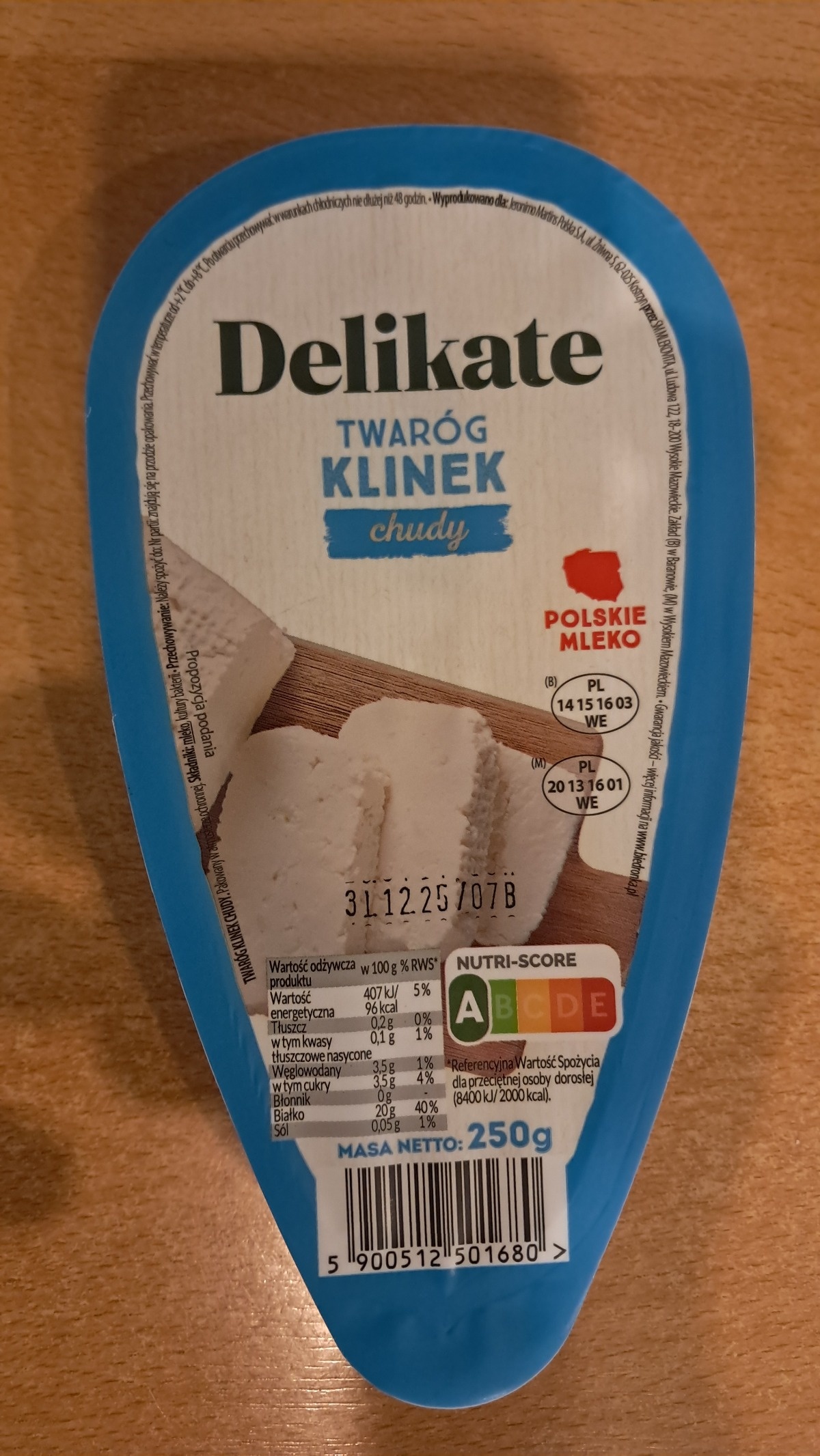 75d1a8ea-f7b6-406f-853f-44f48eb390a4