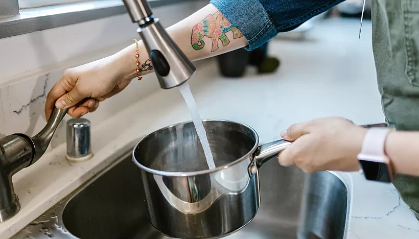 Energia, woda i odpady: Ile kosztują podstawowe media w Europie?