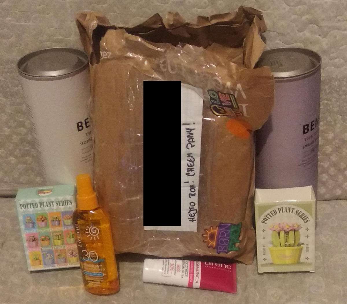 6d02fe57-412c-4257-9f9b-4e8d26515100