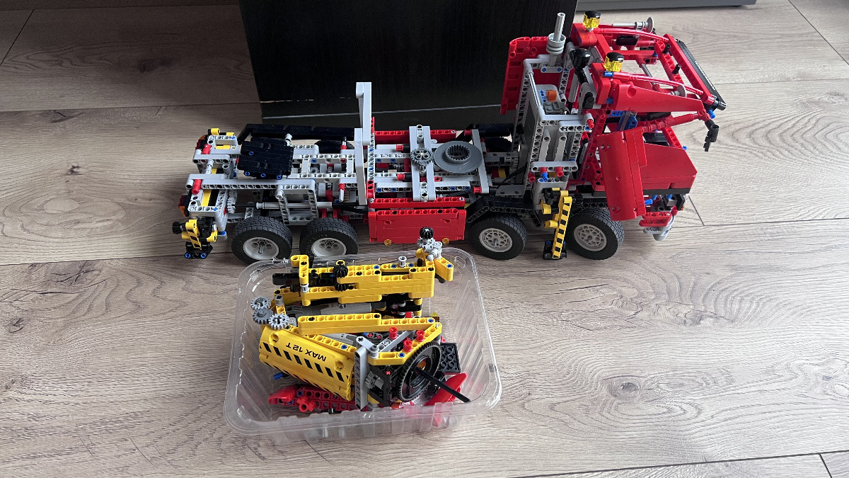 d687e807-dd24-4a59-987d-ada6dabd9790