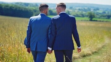 Amsterdam: zniszczono wystawę zdjęć par homoseksualnych. "Homofobia w stolicy to nic nowego"