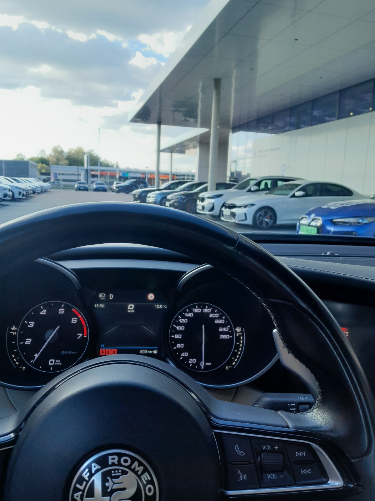 0db98464-63ce-4d8d-a2e9-fc4f95ca54b6