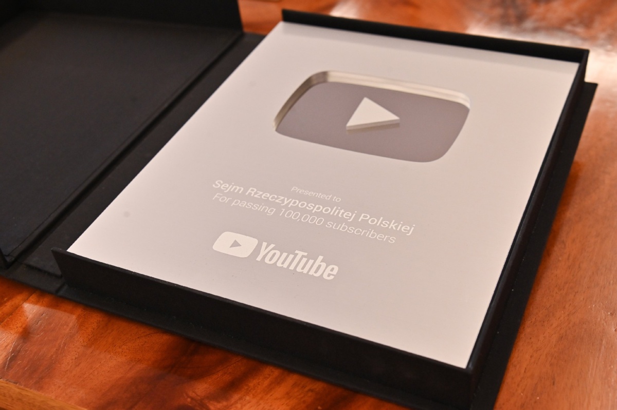 7f551892-63c3-458e-9a3b-48d0ec8c06b7