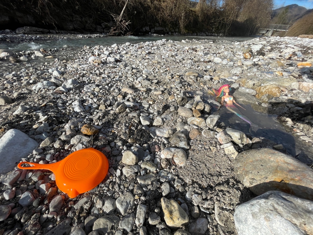 ae71a975-2903-41dd-9f70-1caf59977319