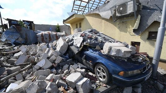 Po tornado w Czechach jedna czwarta domów do rozbiórki