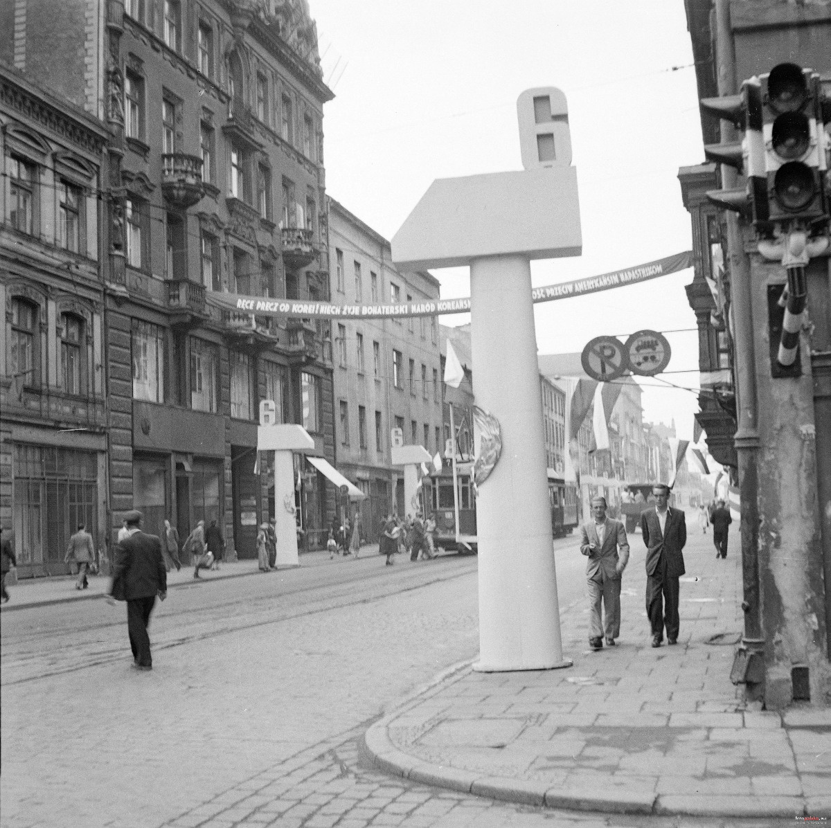 1c2a498c-cf30-4f1d-9c5b-62ec4b01e9ad