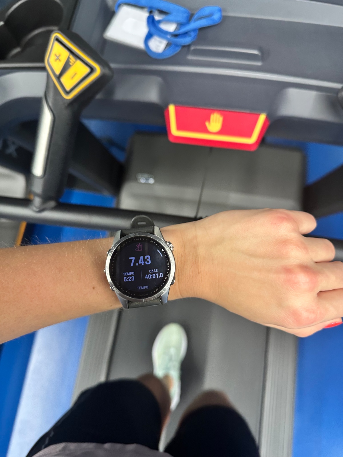 ffbeedeb-795f-43a8-891b-6e43d31689c3