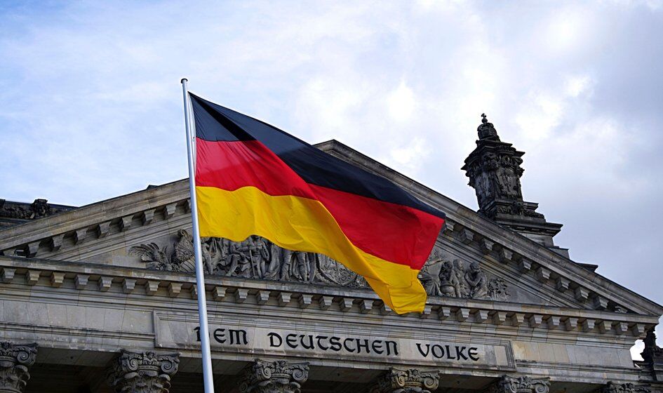 Minister zdrowia Niemiec: Kary dla osób odmawiających szczepień powinny być dotkliwe