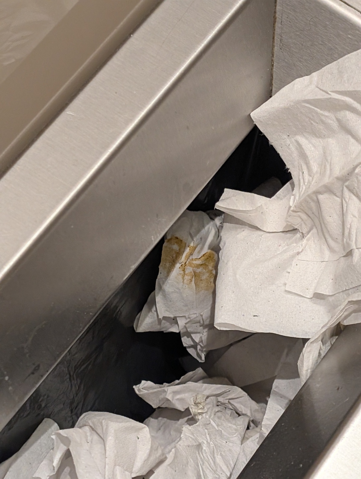 deb12571-c92b-4ca3-91b4-a815425c814e