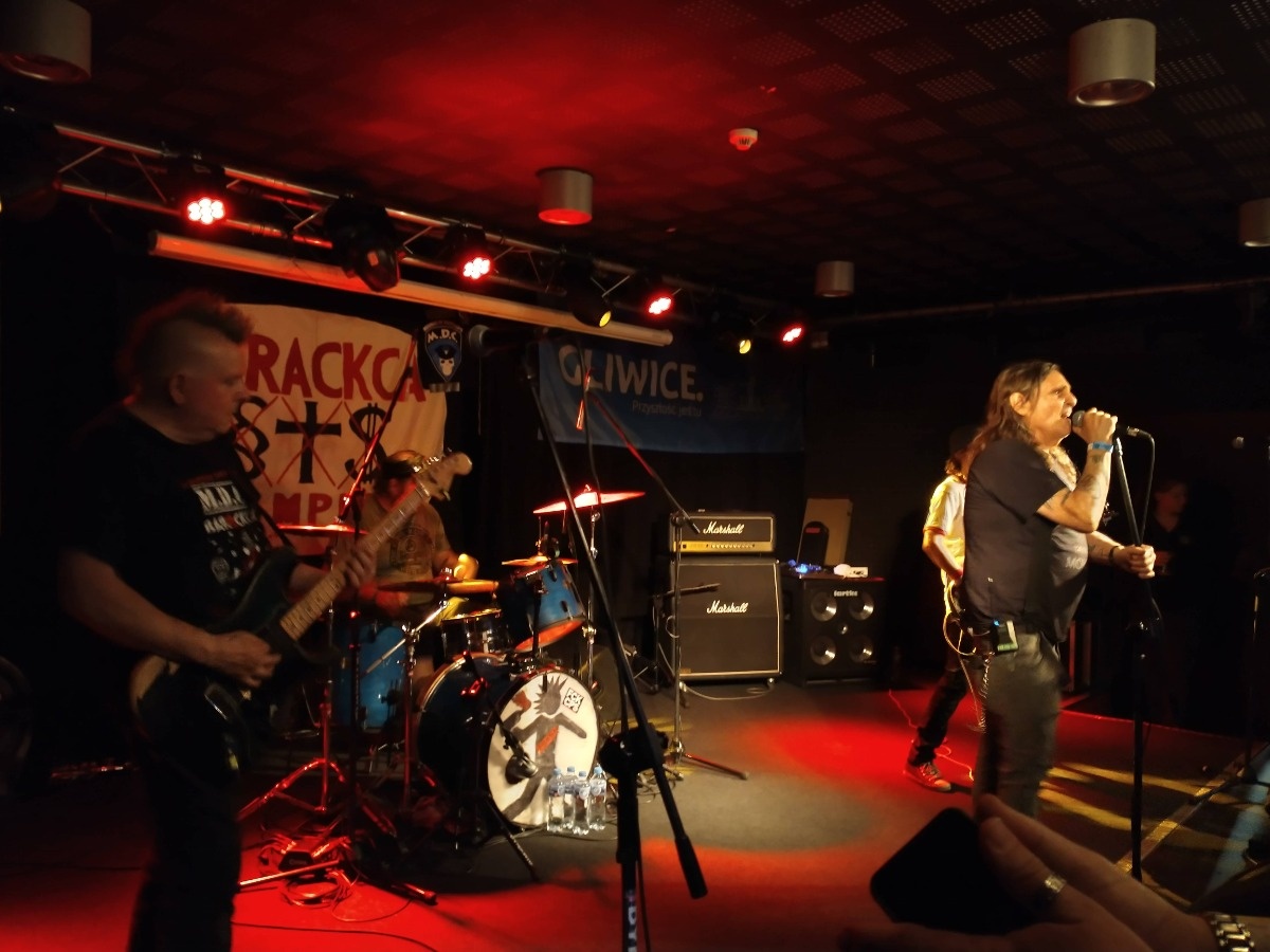 59c7487f-e008-48fb-8ba9-baa9476ee928