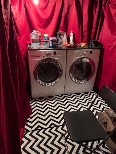 5adb1bd4-8e8c-4c7b-b98d-92d340634fde