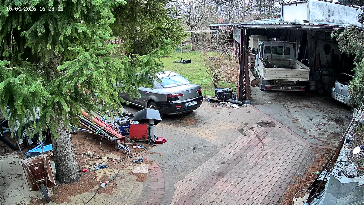 1305a2b2-36fa-42f1-bad8-f26442c1641e