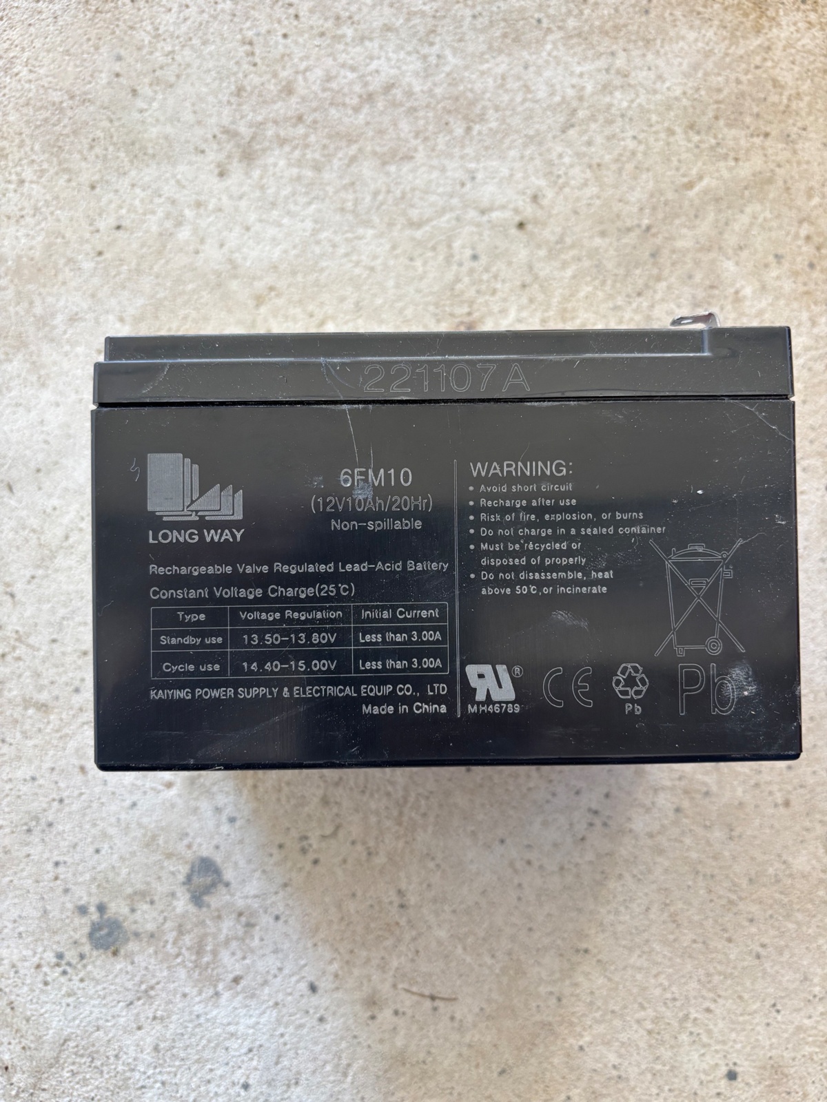 300b9543-38f3-4dbd-bf2d-f871e7db87ef