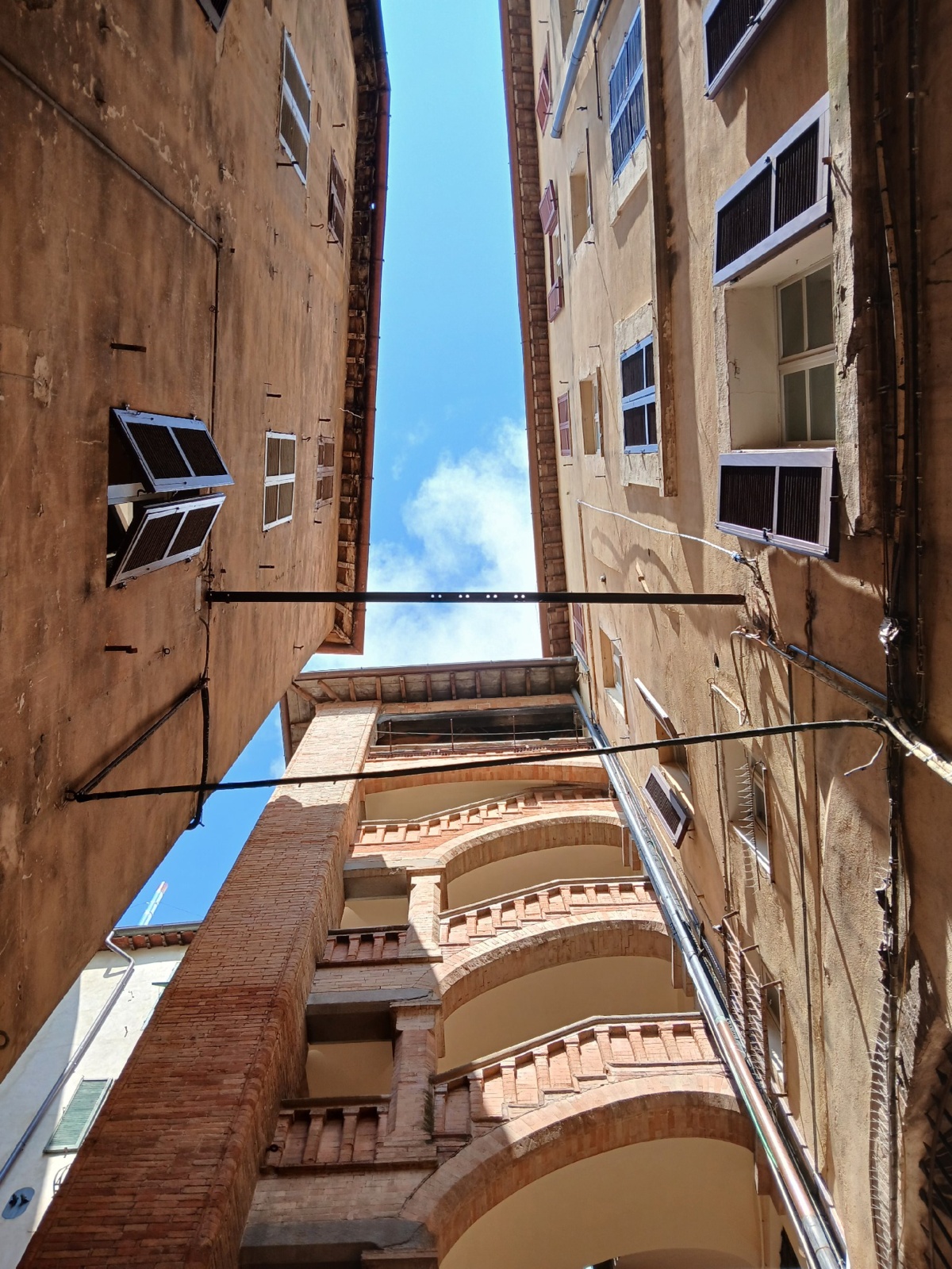 4a4e4b58-452f-4fb5-befc-14214b65a773