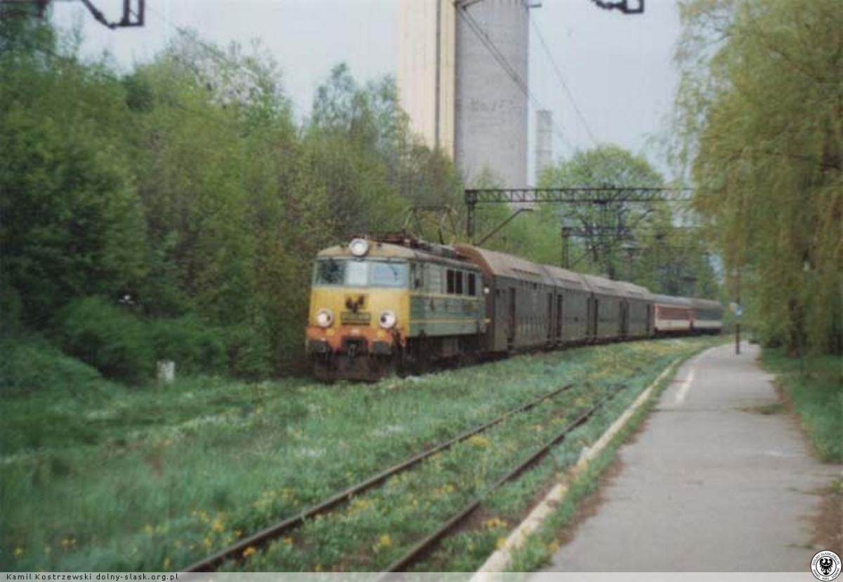 9ba0c565-e594-40a8-aabb-0c7301b09f33