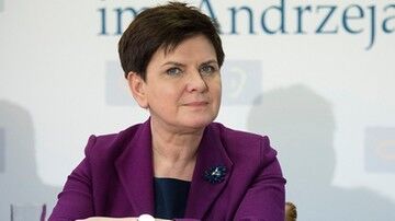 Pięć frakcji w PE chce wstrzymania zatwierdzenia polskiego KPO. Szydło krytykuje ten apel