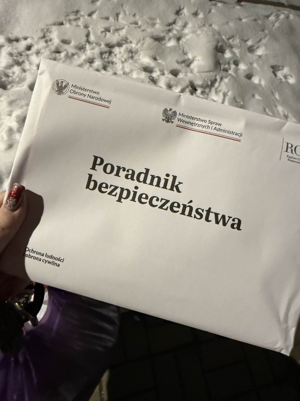 63a86fc5-a837-452f-bce0-383090a47eb3