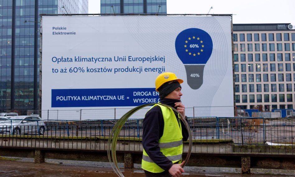 Lewica o kampanii dot. cen prądu. "Manipulacja! Winę za ceny prądu ponosi PiS"