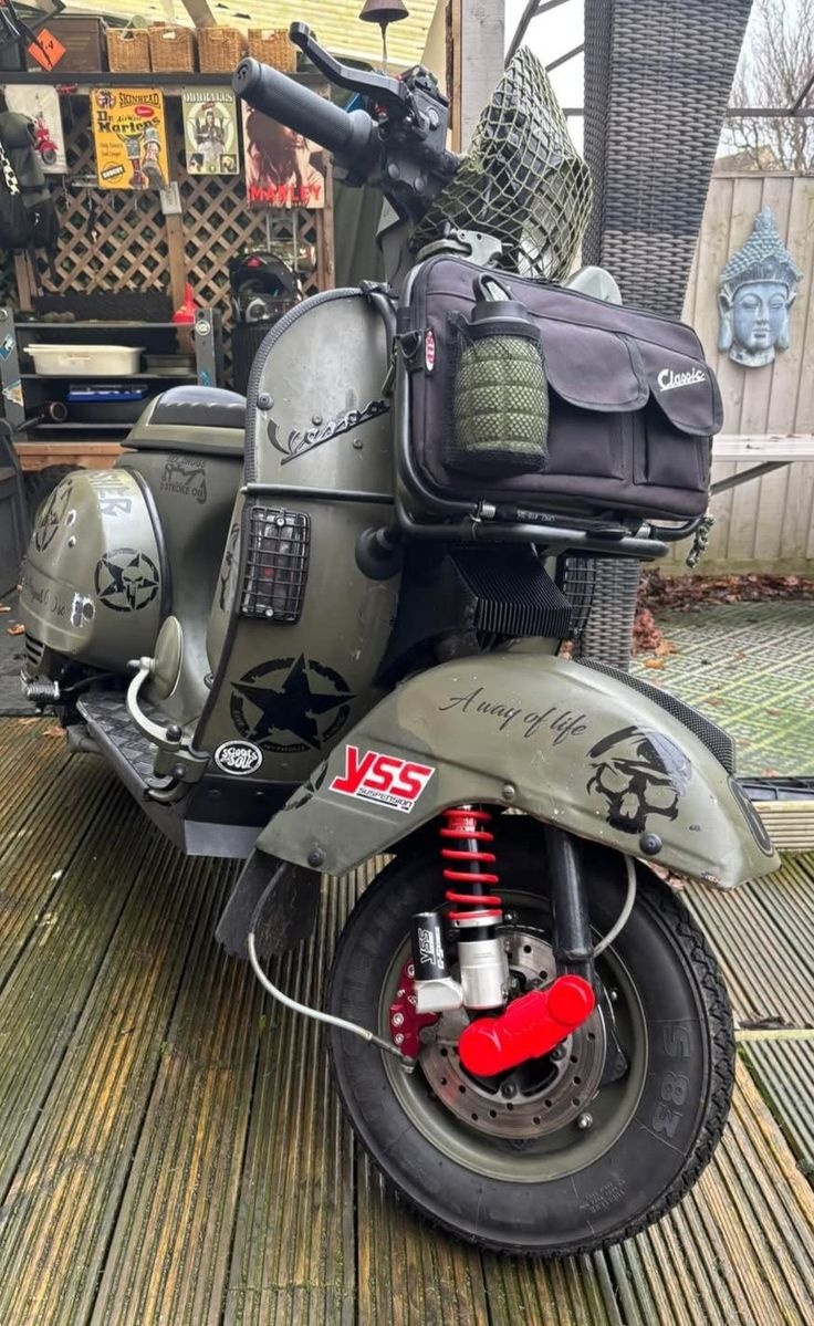 e8d5ad8b-5932-49fe-980a-6c1f2752e4bc