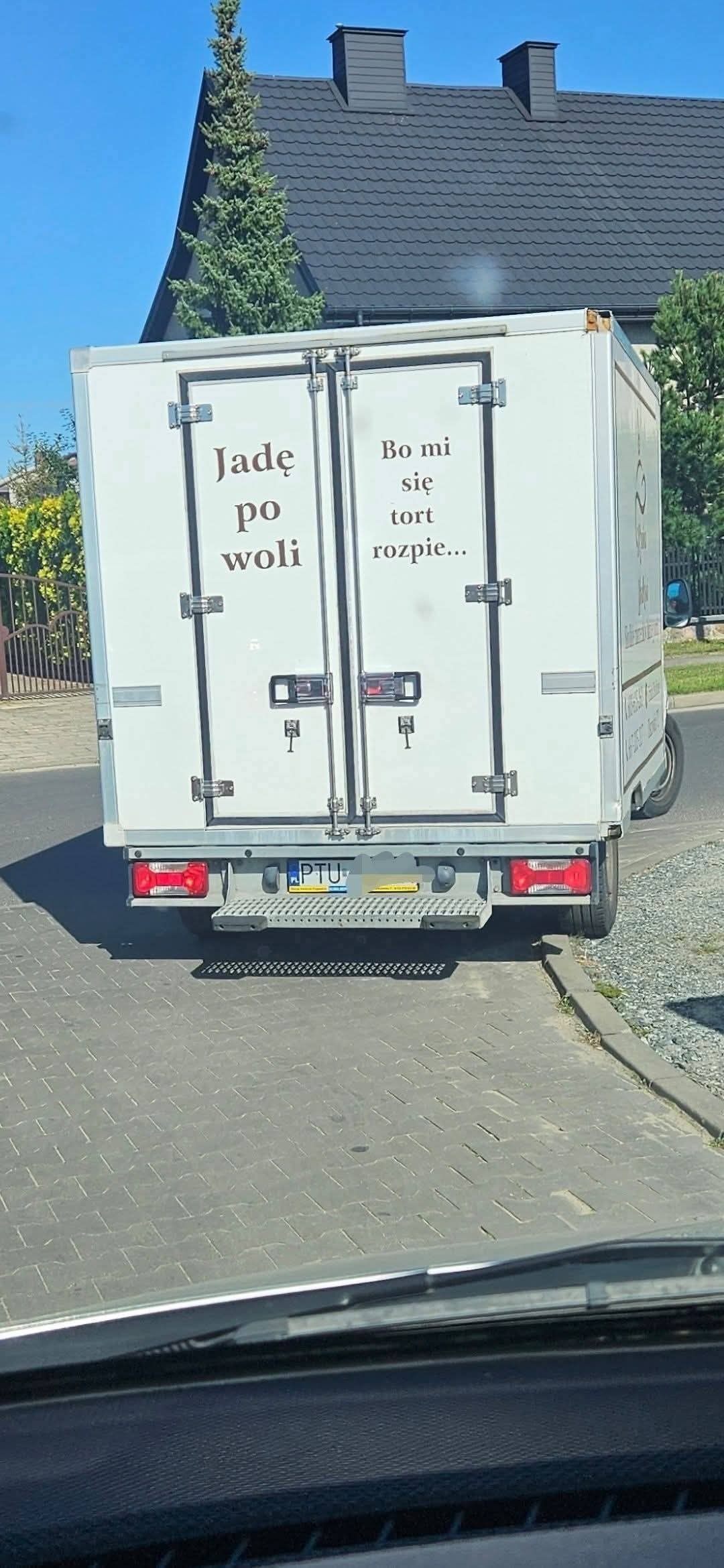 6f35d783-4c41-4539-bc16-da08a100245e