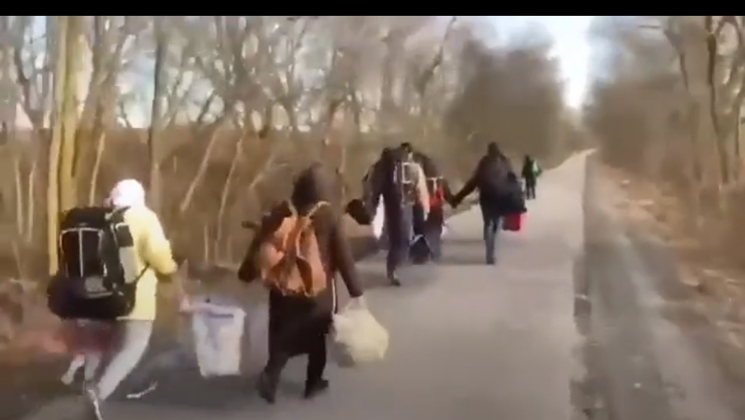 ca76859e-ccdd-49f5-9ffb-f34083f23917