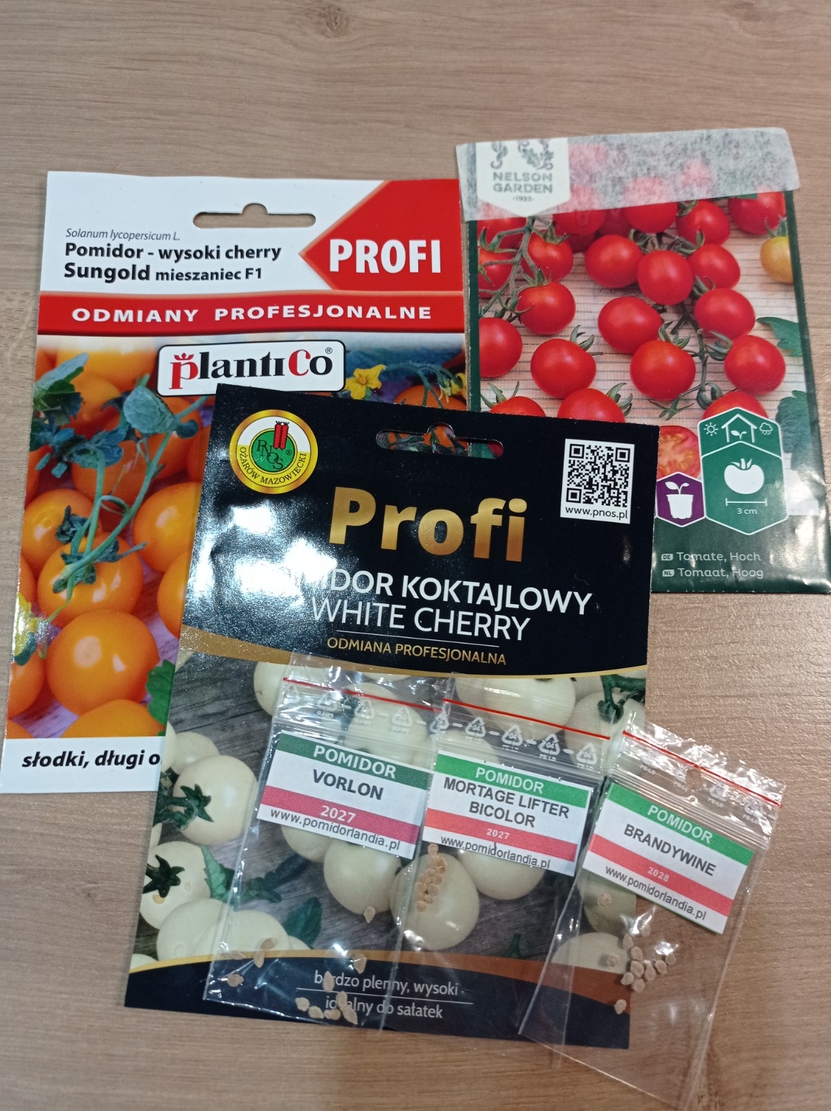 1b894403-b823-461a-b38a-6a9192be164e