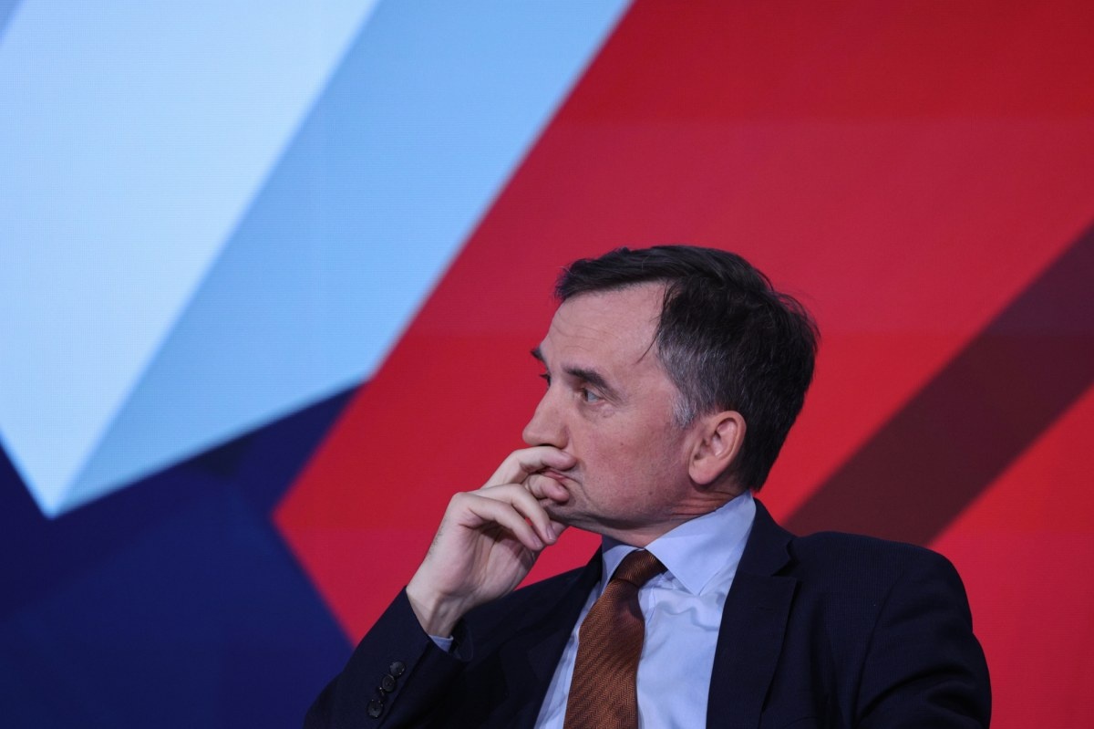 Prokuratura wydała postanowienie o zatrzymaniu Zbigniewa Ziobry