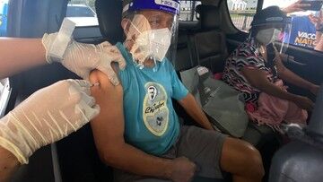 Miliony dawek szczepionki na marne. Bogate kraje oddają tylko te, którym grozi zepsucie