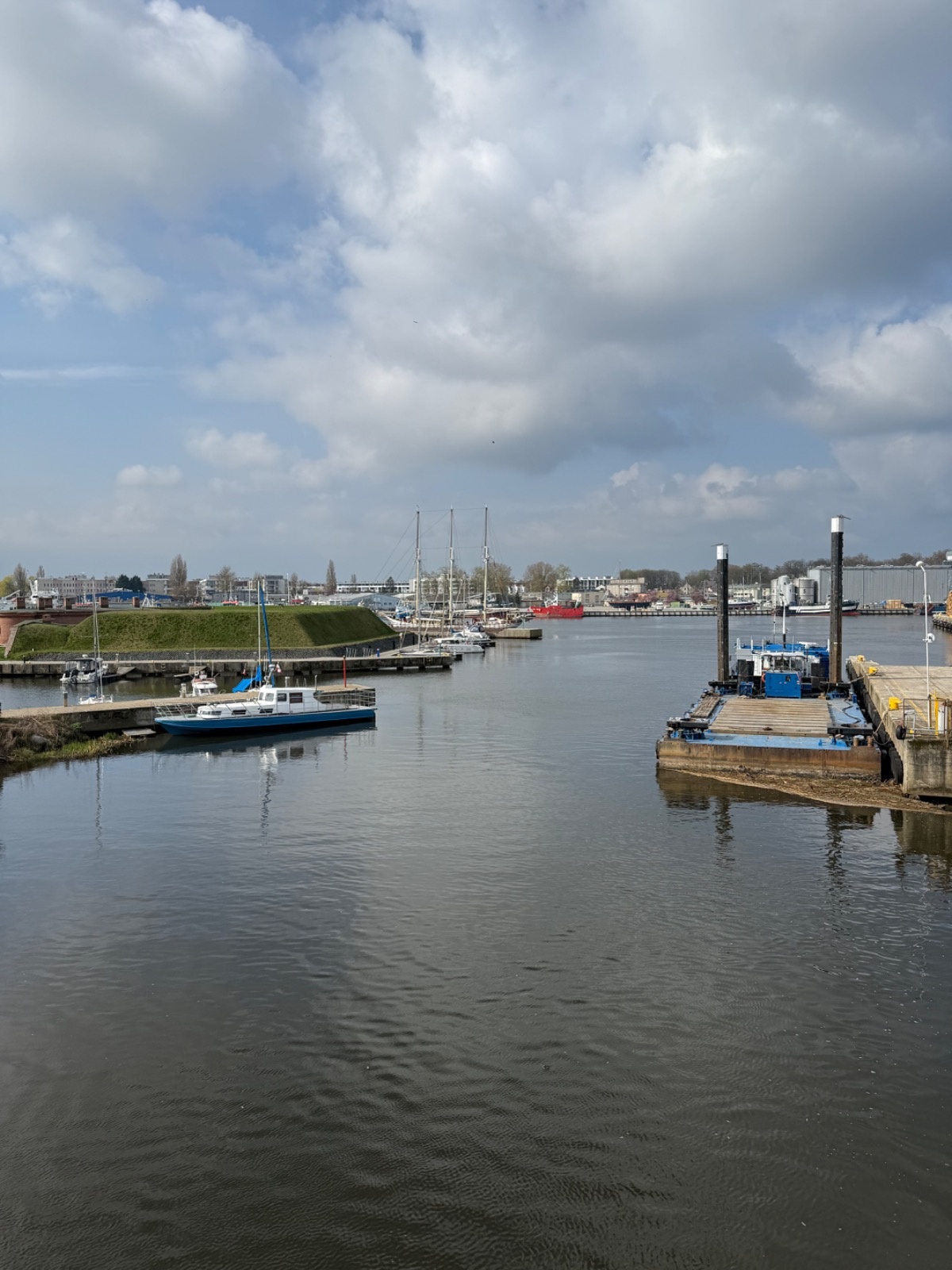 7f8e9ab6-275a-466d-a732-e256e63f3327