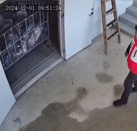 ffacb324-37ff-4257-8d21-e729be8a9d5d