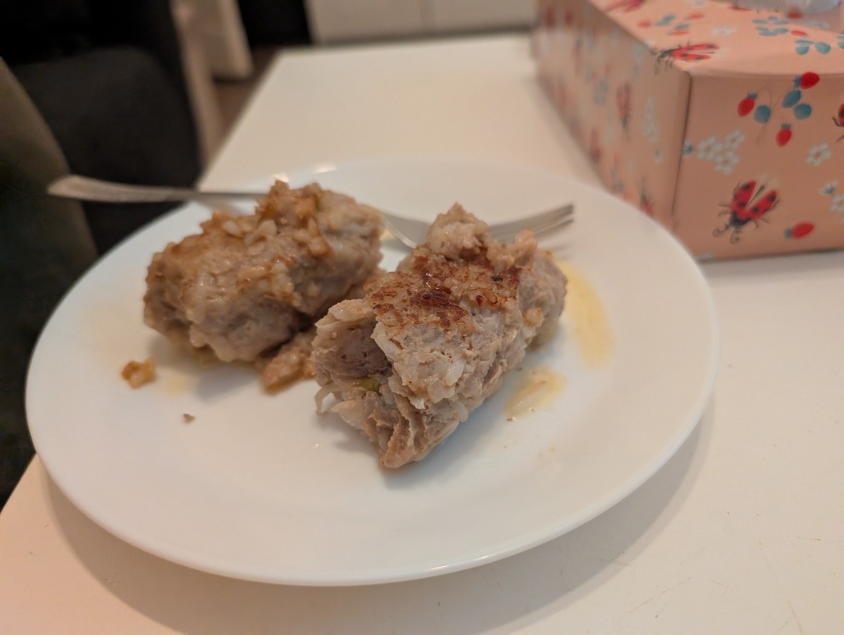 10bbf527-d4ef-481d-89b4-05a191e8200e