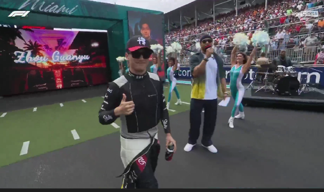 e1a70cae-ce7f-47b5-8b6c-e81e375e8b7f