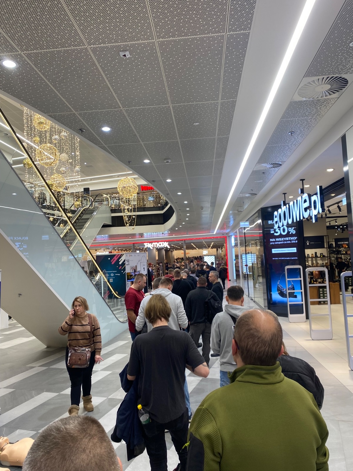 92f933c8-aff1-4eb3-90db-24ed185ecd19