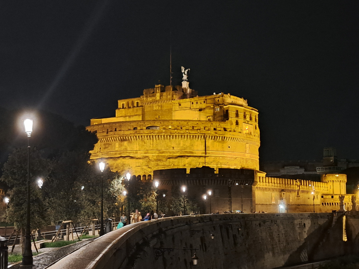 0e17de58-91c7-4a36-aea8-31dc285c43f1