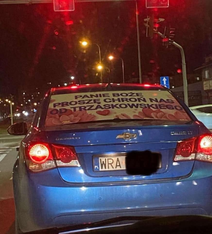 299b8c0d-1ca6-45b8-b957-d4ee35792396