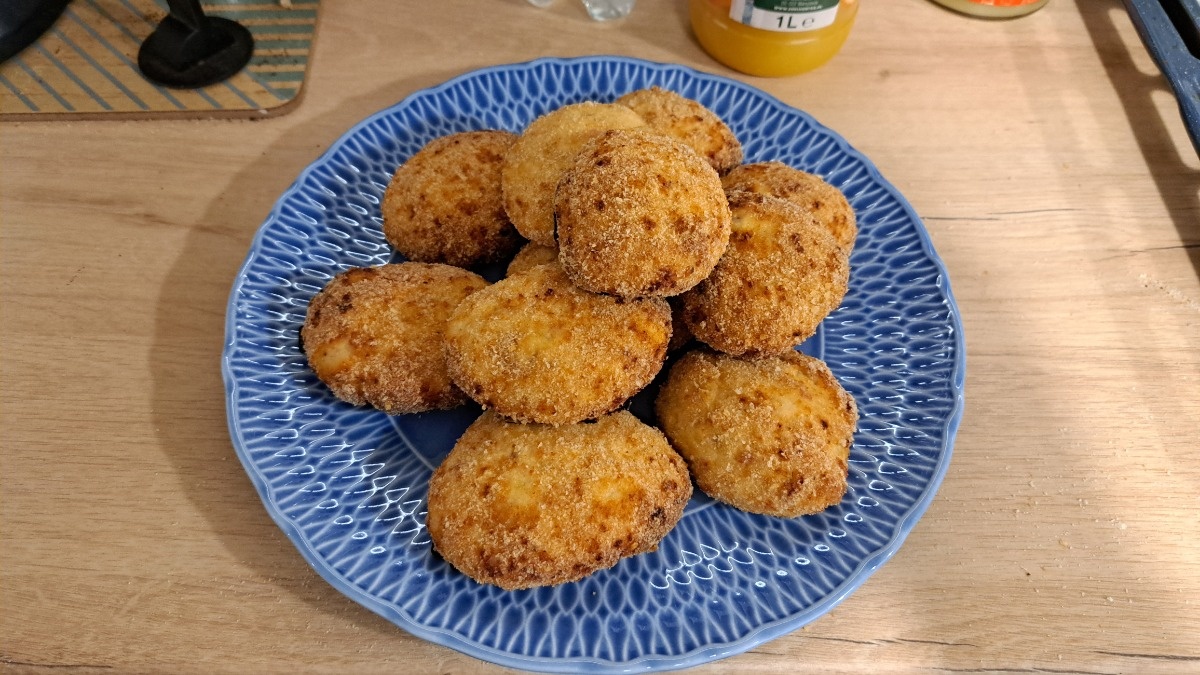 fdaac04e-c599-4a22-bdd4-061ba7a84ed4