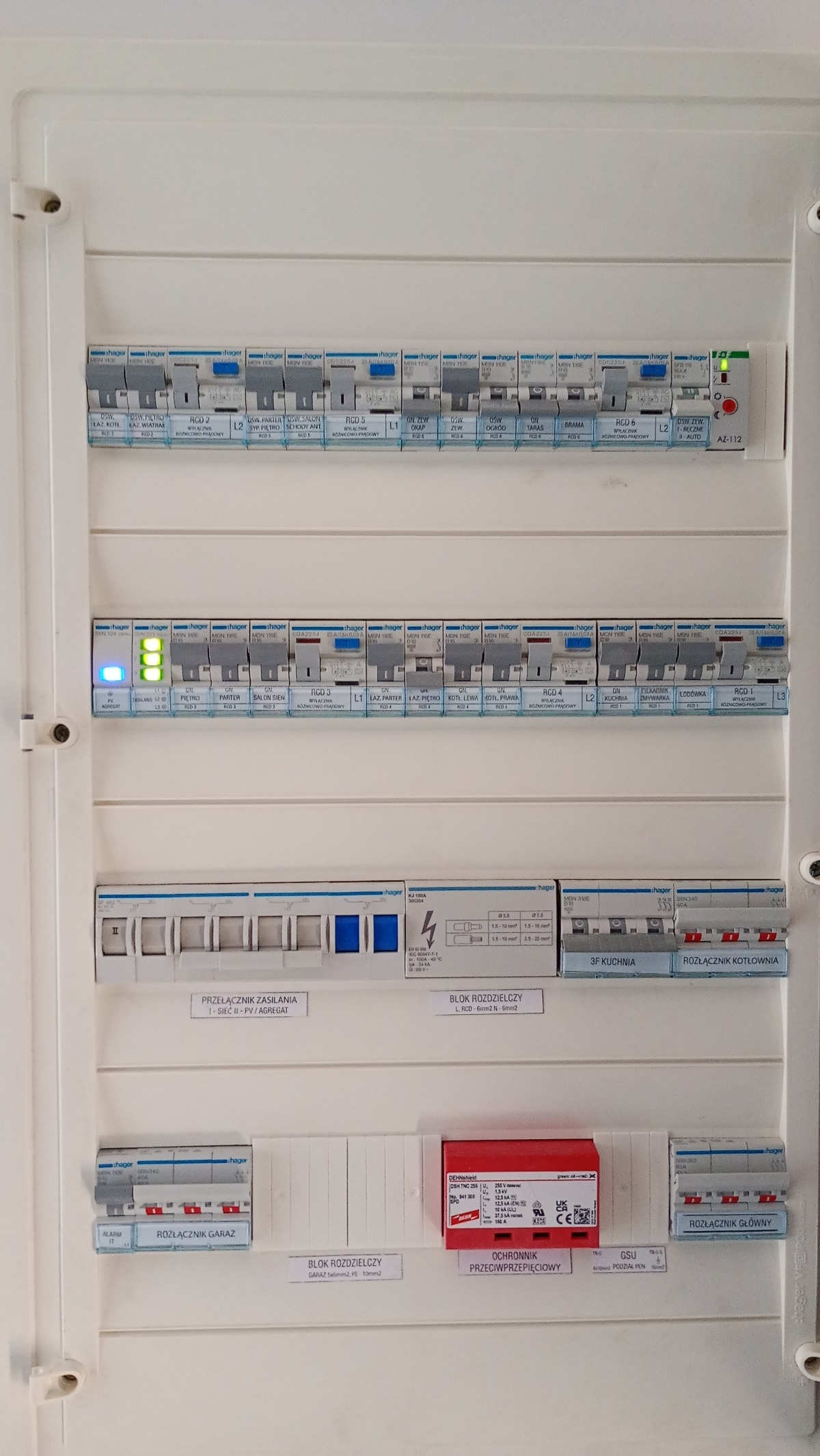 05c0b445-5c3c-4e2a-b8fc-b022da175024